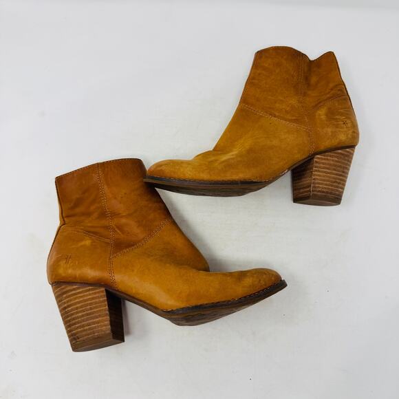 Frye Cara Short Ankle Boots Tan Leather Stacked Heel Western Style Size 7M - Picture 12 of 14